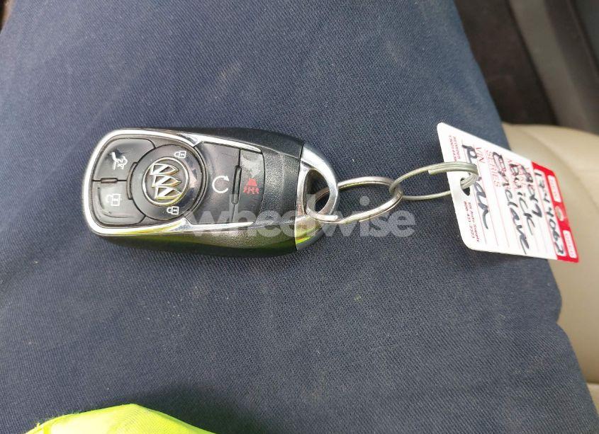 Photo 11 of 2019 Buick Enclave FWD ESSENCE (VIN 5GAERBKW9KJ122640)