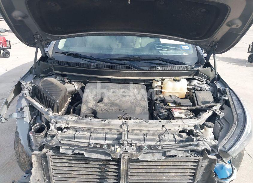 Photo 10 of 2019 Buick Enclave FWD ESSENCE (VIN 5GAERBKW9KJ164144)