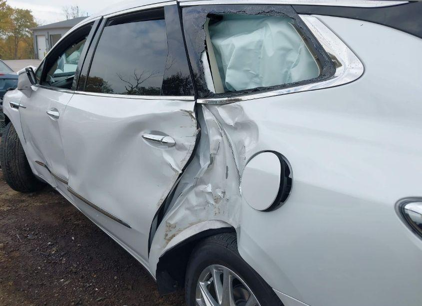 Photo 17 of 2023 Buick Enclave ESSENCE FWD (VIN 5GAERBKW9PJ274196)