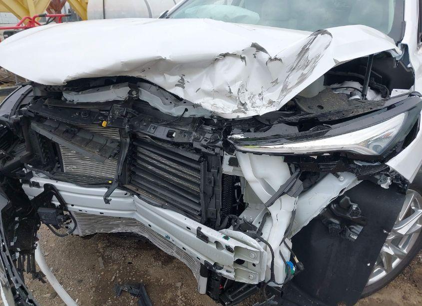 Photo 6 of 2023 Buick Enclave ESSENCE FWD (VIN 5GAERBKW9PJ274196)