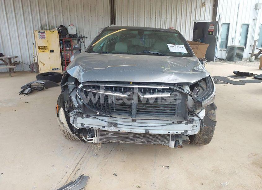 Photo 13 of 2019 Buick Enclave FWD ESSENCE (VIN 5GAERBKWXKJ242897)