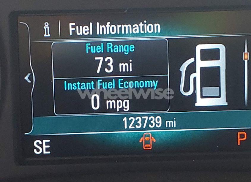 Photo 16 of 2019 Buick Enclave FWD ESSENCE (VIN 5GAERBKWXKJ242897)