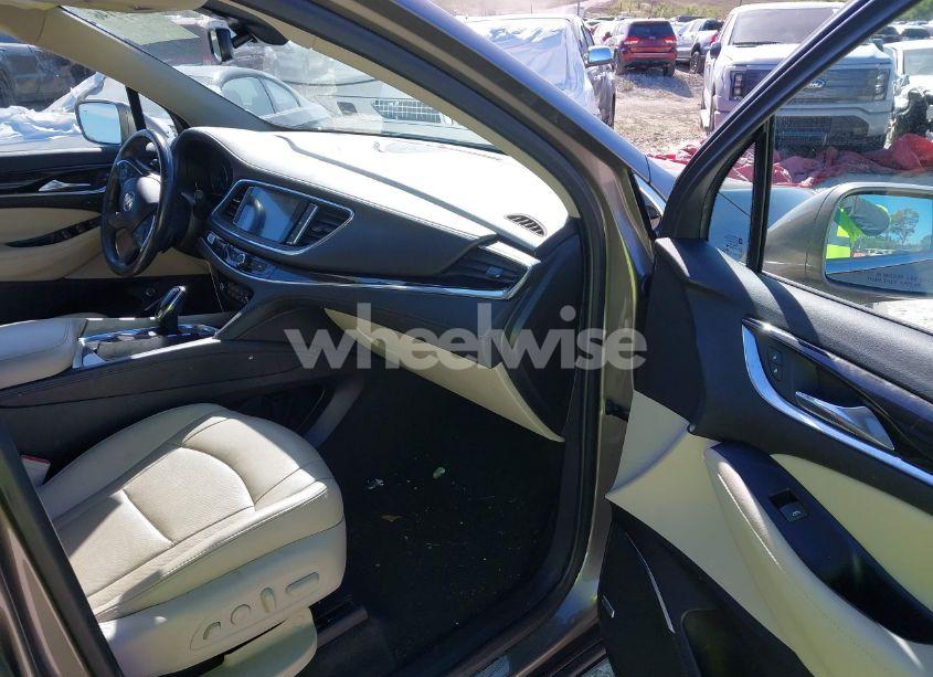 Photo 5 of 2020 Buick Enclave FWD PREMIUM (VIN 5GAERCKW1LJ160452)