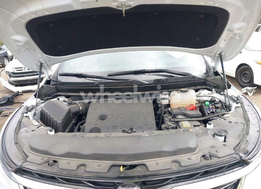 Photo 10 of 2022 Buick Enclave FWD PREMIUM (VIN 5GAERCKW5NJ186135)