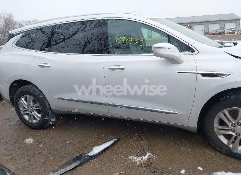 Photo 12 of 2018 Buick Enclave PREMIUM (VIN 5GAERCKW8JJ176418)