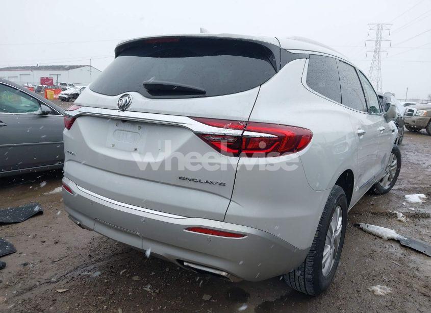 Photo 4 of 2018 Buick Enclave PREMIUM (VIN 5GAERCKW8JJ176418)