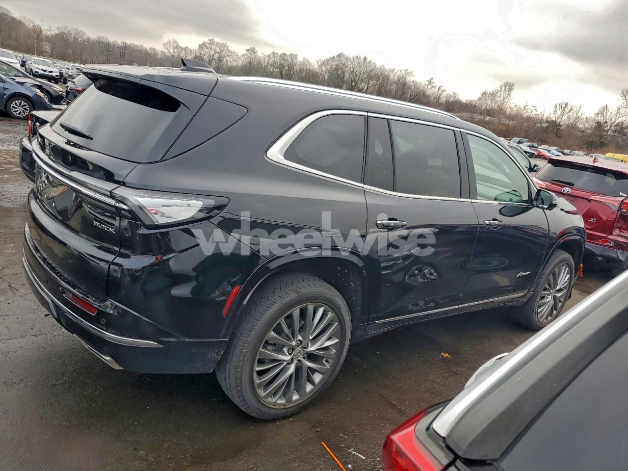 Photo 3 of 2025 BUICK ENCLAVE AVENIR (VIN 5GAERCRSXSJ103944)
