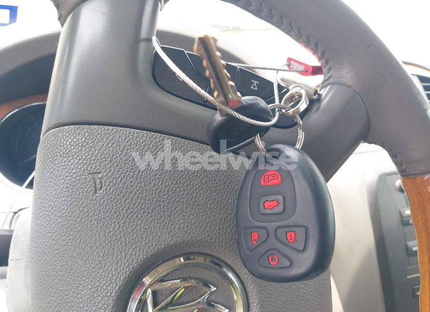 Photo 11 of 2008 Buick Enclave CX (VIN 5GAEV13788J276147)