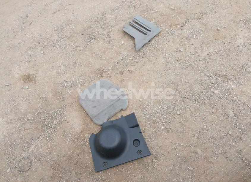 Photo 12 of 2008 Buick Enclave CX (VIN 5GAEV13788J276147)