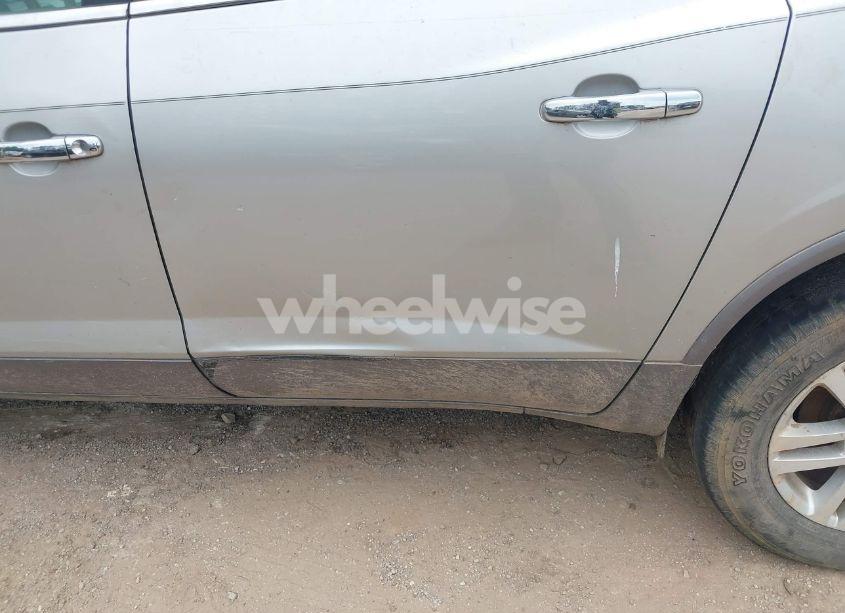 Photo 6 of 2008 Buick Enclave CX (VIN 5GAEV13788J276147)