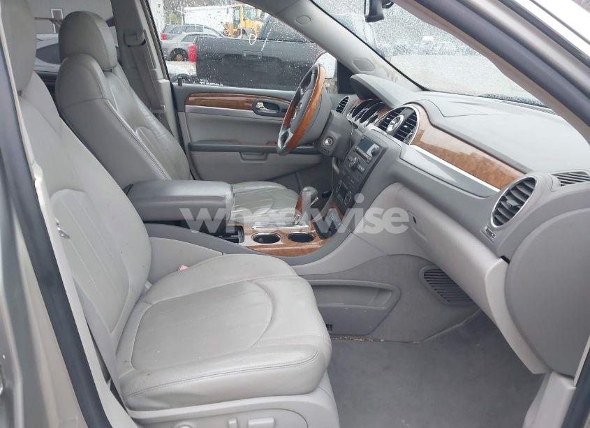 Photo 5 of 2008 Buick Enclave CXL (VIN 5GAEV23738J219909)