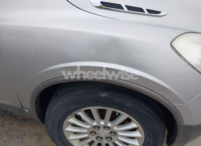 Photo 6 of 2008 Buick Enclave CXL (VIN 5GAEV23738J219909)