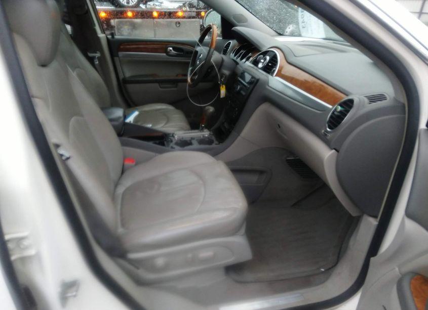 Photo 5 of 2008 Buick Enclave CXL (VIN 5GAEV23758J107905)