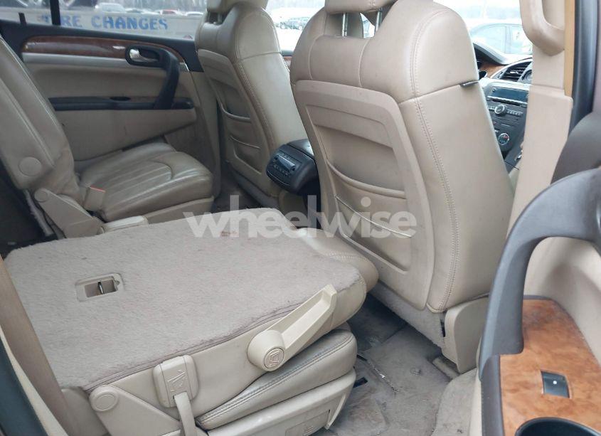 Photo 8 of 2008 Buick Enclave CXL (VIN 5GAEV23778J206015)