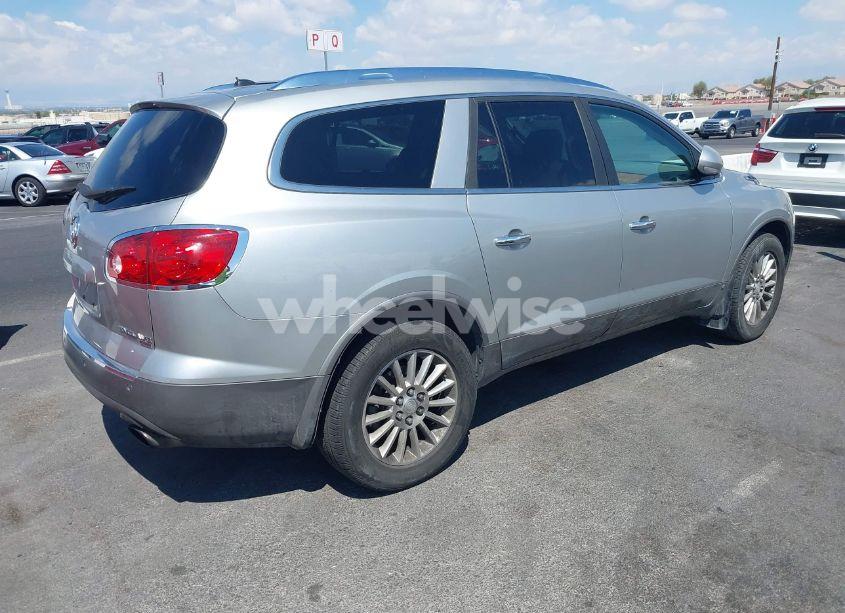 Photo 4 of 2008 Buick Enclave CXL (VIN 5GAEV237X8J176041)