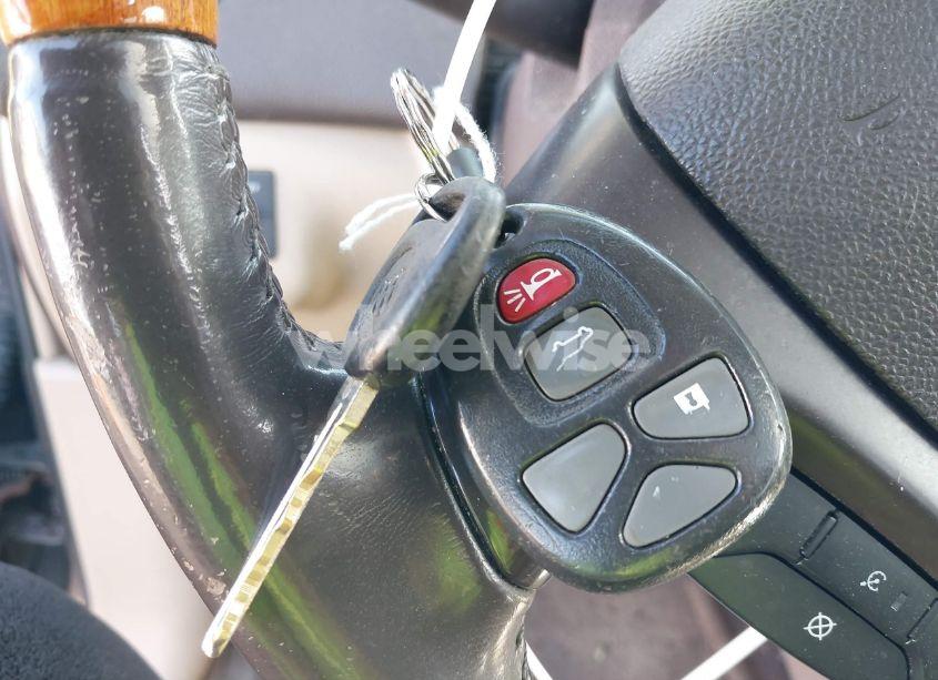 Photo 11 of 2008 Buick Enclave CXL (VIN 5GAEV237X8J290797)