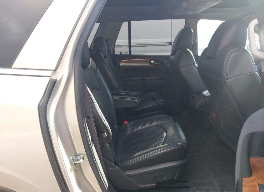 Photo 8 of 2008 Buick Enclave CXL (VIN 5GAEV237X8J298303)