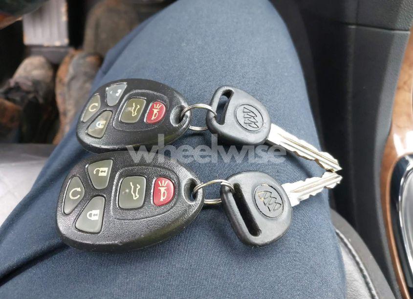 Photo 11 of 2009 Buick Enclave CXL (VIN 5GAEV23D69J196679)