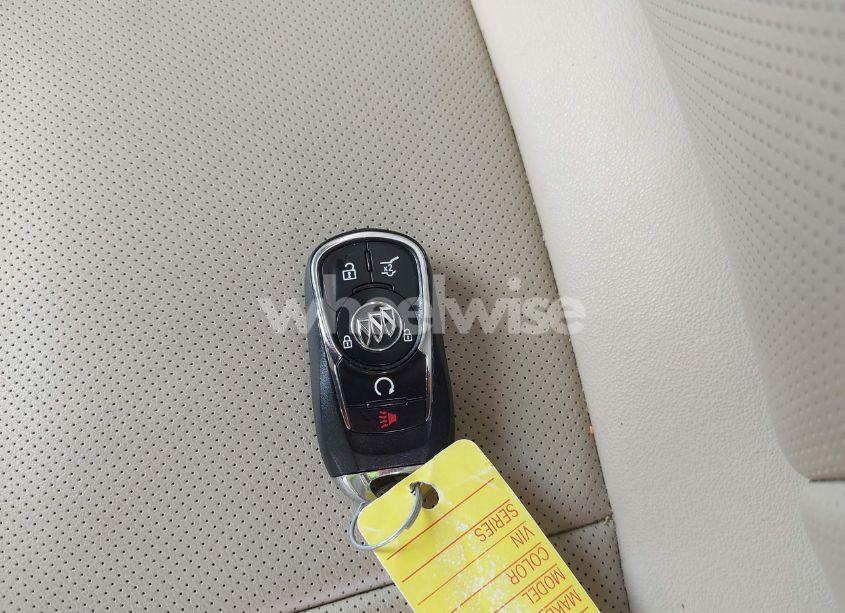 Photo 11 of 2019 Buick Enclave AWD ESSENCE (VIN 5GAEVAKW0KJ168203)