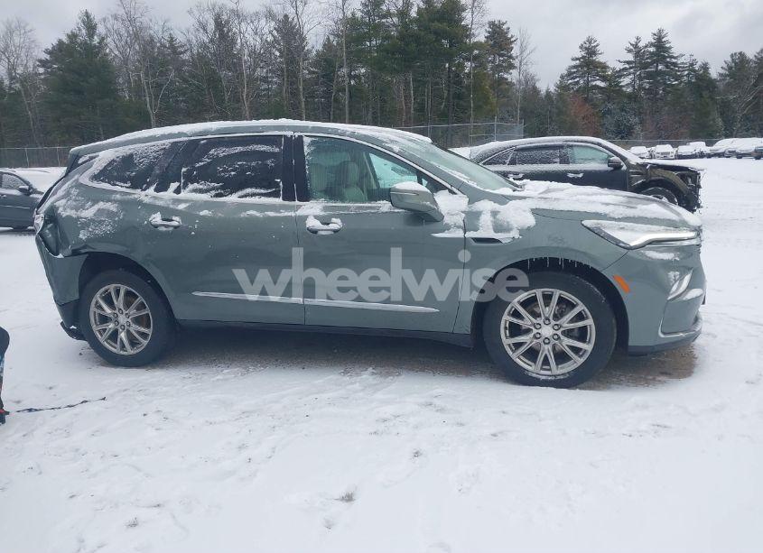Photo 13 of 2022 Buick Enclave AWD ESSENCE (VIN 5GAEVAKW0NJ165354)