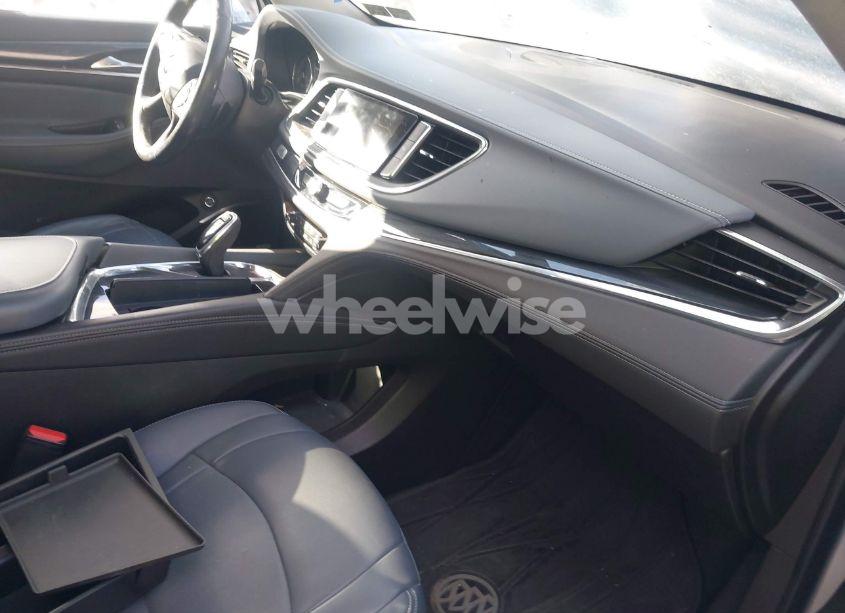 Photo 5 of 2020 Buick Enclave AWD ESSENCE (VIN 5GAEVAKW1LJ301035)