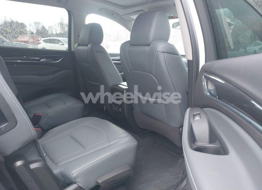 Photo 8 of 2020 Buick Enclave AWD ESSENCE (VIN 5GAEVAKW1LJ311340)
