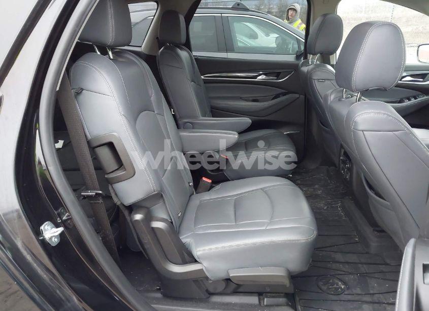 Photo 8 of 2019 Buick Enclave AWD ESSENCE (VIN 5GAEVAKW2KJ214937)