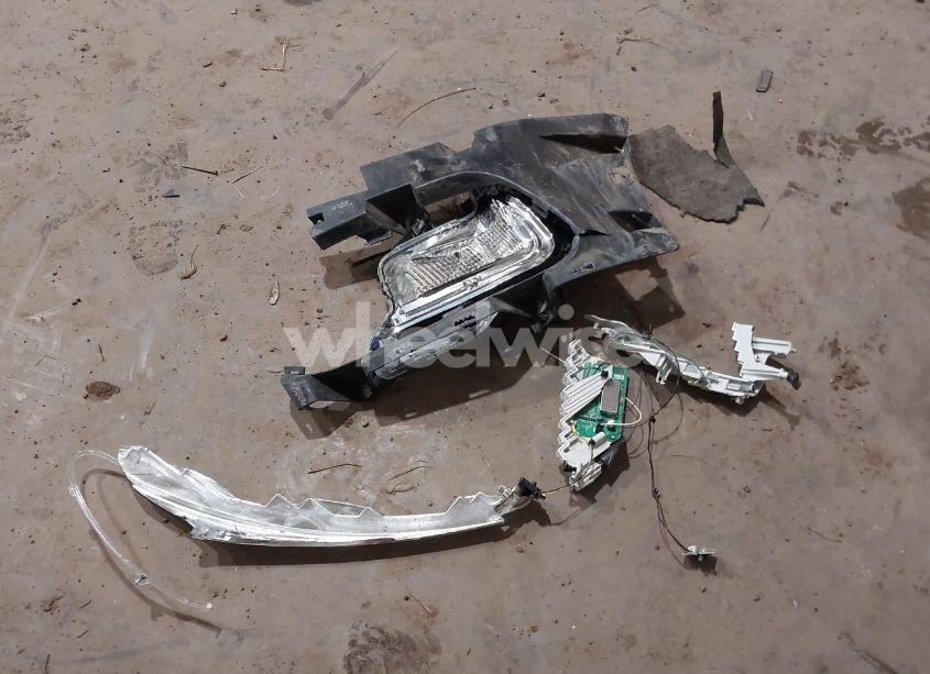 Photo 12 of 2018 Buick Enclave ESSENCE (VIN 5GAEVAKW3JJ199654)