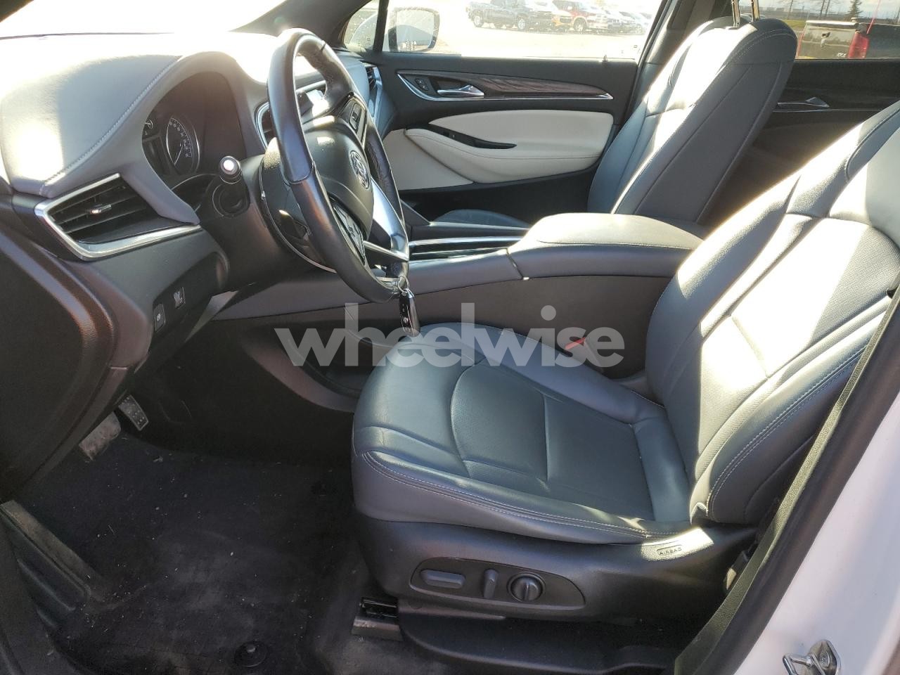 Photo 7 of 2022 BUICK ENCLAVE ESSENCE (VIN 5GAEVAKW3NJ161010)