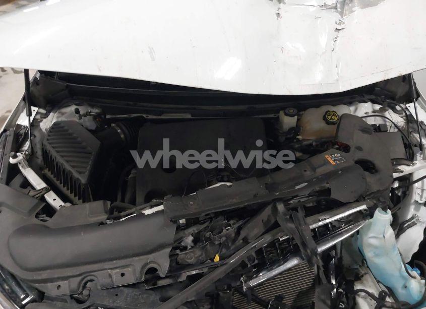 Photo 10 of 2018 Buick Enclave ESSENCE (VIN 5GAEVAKW4JJ161284)