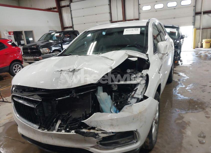 Photo 12 of 2018 Buick Enclave ESSENCE (VIN 5GAEVAKW4JJ161284)