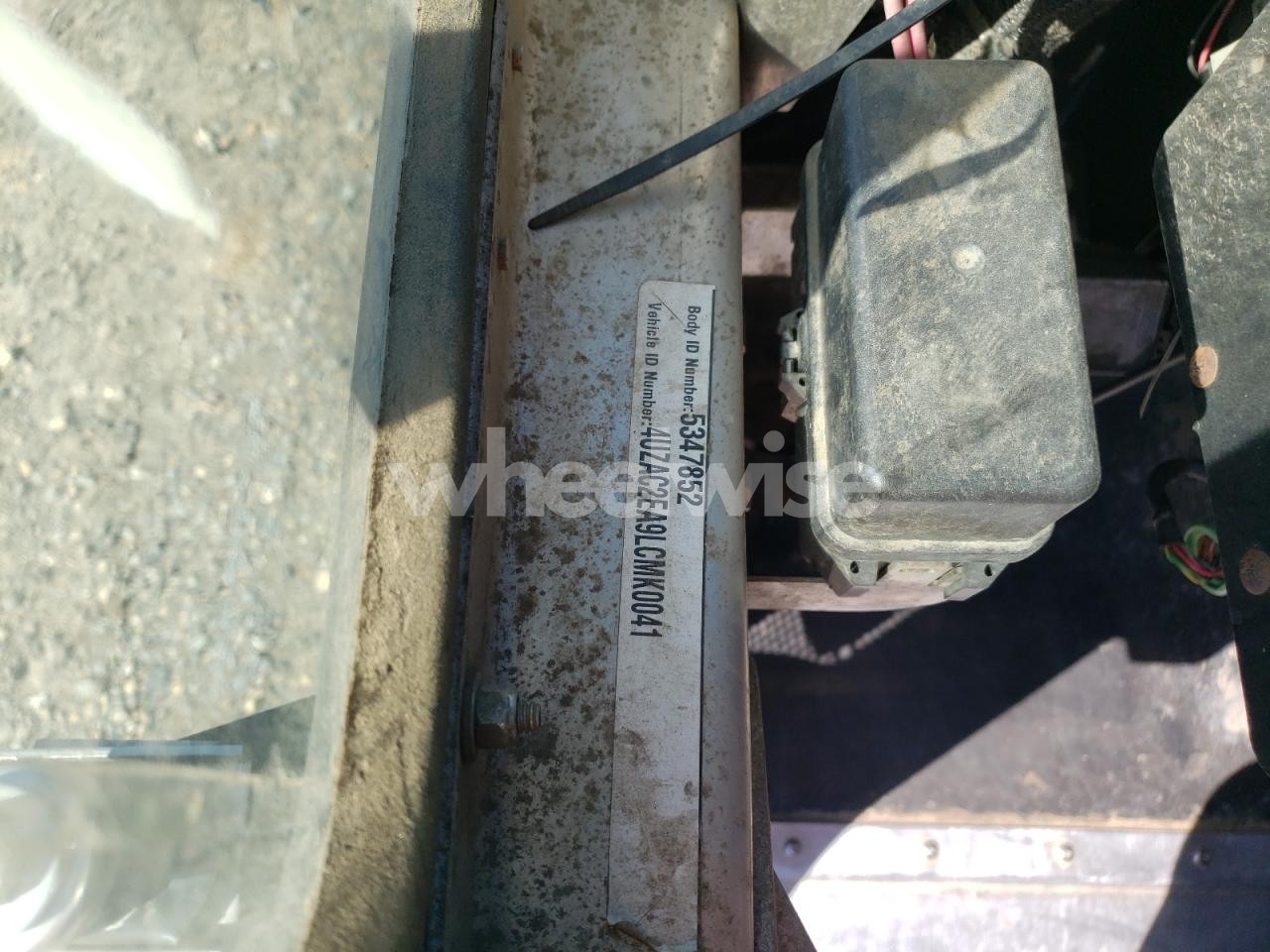 Photo 13 of 2020 FREIGHTLINER CHASSIS M LINE WALK-IN VAN (VIN 5GAEVAKW4LJ279922)