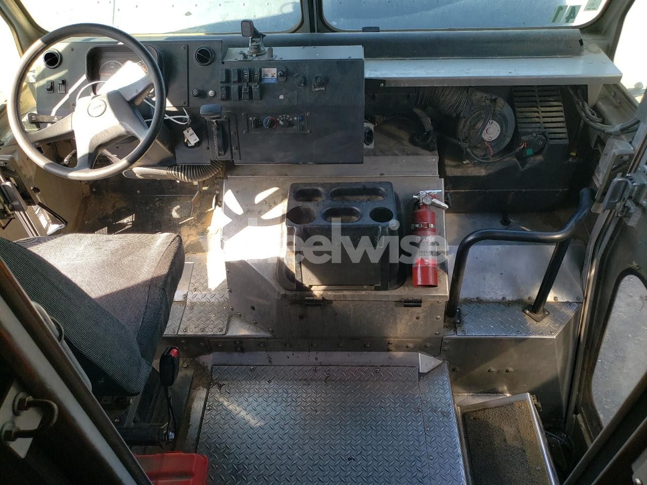Photo 8 of 2020 FREIGHTLINER CHASSIS M LINE WALK-IN VAN (VIN 5GAEVAKW4LJ279922)
