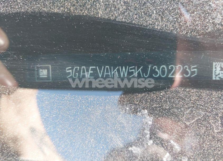 Photo 9 of 2019 Buick Enclave AWD ESSENCE (VIN 5GAEVAKW5KJ302235)