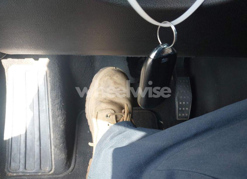 Photo 11 of 2022 Buick Enclave AWD ESSENCE (VIN 5GAEVAKW5NJ135444)