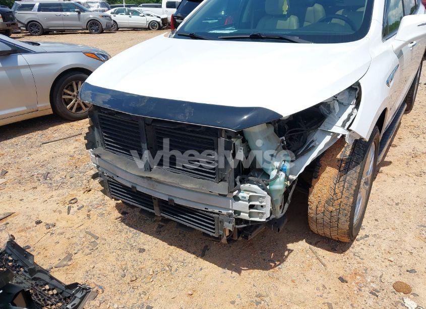 Photo 6 of 2019 Buick Enclave AWD ESSENCE (VIN 5GAEVAKW7KJ206770)