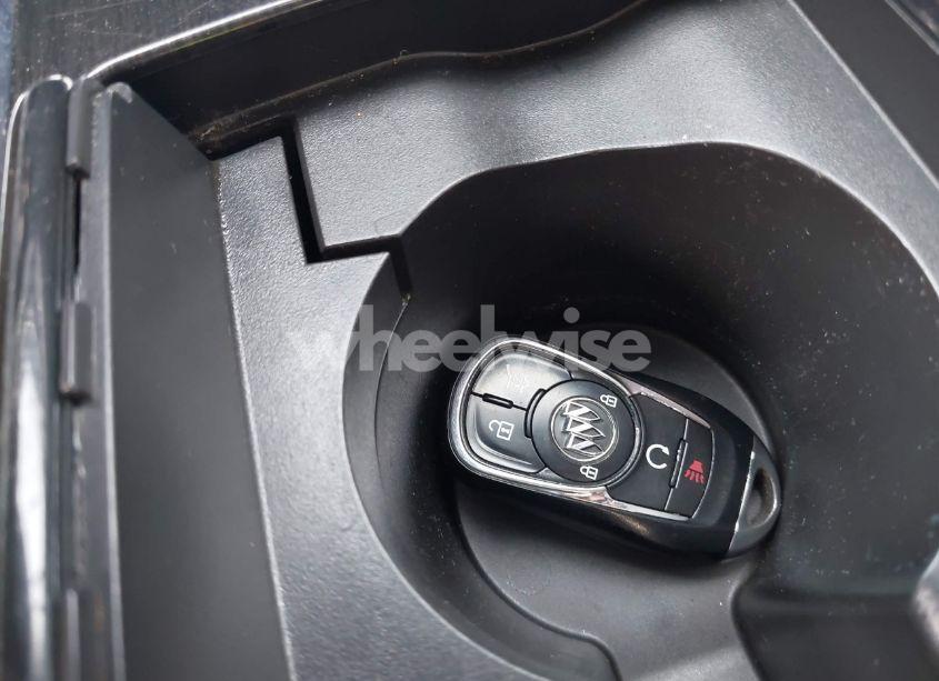 Photo 11 of 2018 Buick Enclave ESSENCE (VIN 5GAEVAKW8JJ212706)