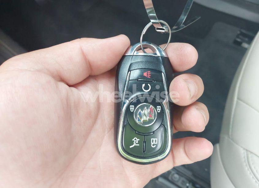 Photo 11 of 2020 Buick Enclave AWD ESSENCE (VIN 5GAEVAKW8LJ217441)