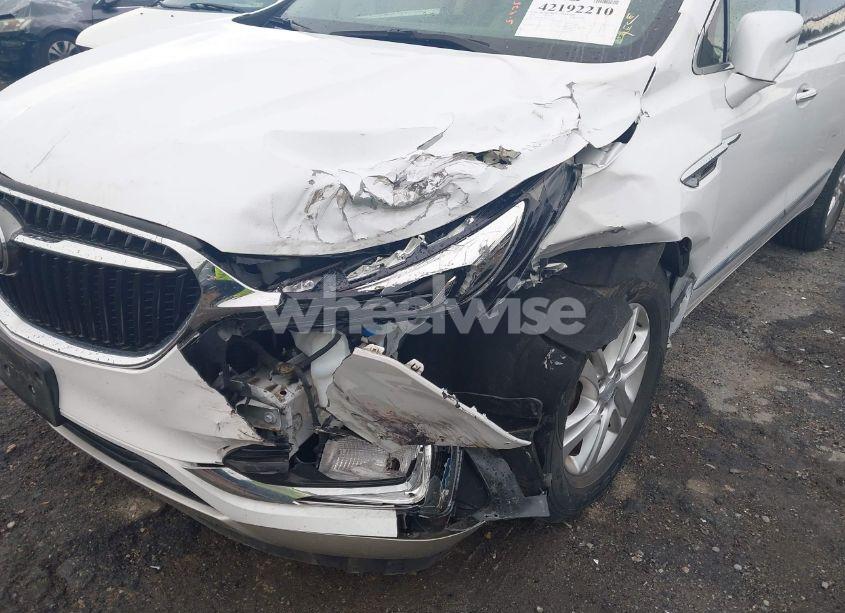 Photo 6 of 2020 Buick Enclave AWD ESSENCE (VIN 5GAEVAKW8LJ217441)