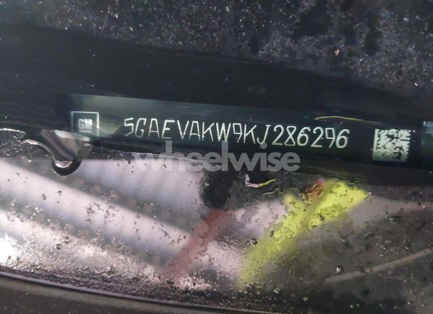 Photo 9 of 2019 Buick Enclave AWD ESSENCE (VIN 5GAEVAKW9KJ286296)