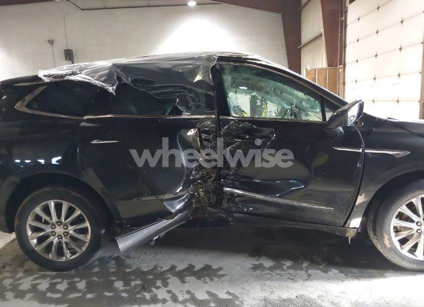 Photo 6 of 2020 Buick Enclave AWD ESSENCE (VIN 5GAEVAKWXLJ324930)