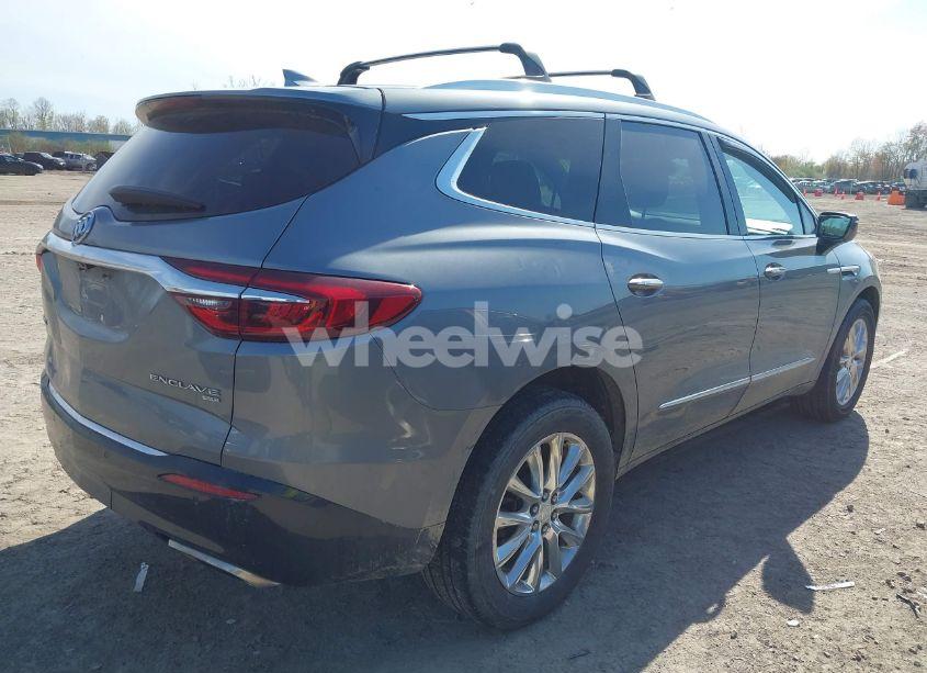 Photo 4 of 2018 Buick Enclave PREMIUM (VIN 5GAEVBKW2JJ283194)