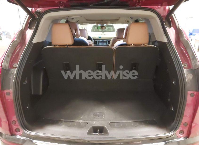 Photo 17 of 2018 Buick Enclave PREMIUM (VIN 5GAEVBKW4JJ166166)