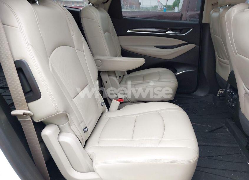 Photo 8 of 2018 Buick Enclave PREMIUM (VIN 5GAEVBKW6JJ174558)