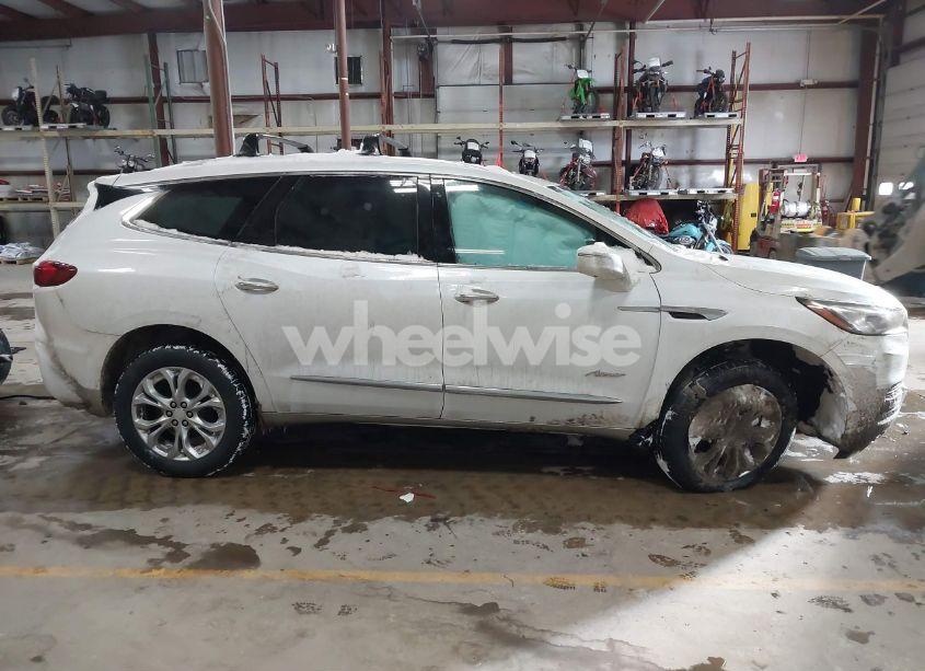 Photo 13 of 2018 Buick Enclave AVENIR (VIN 5GAEVCKW6JJ164814)