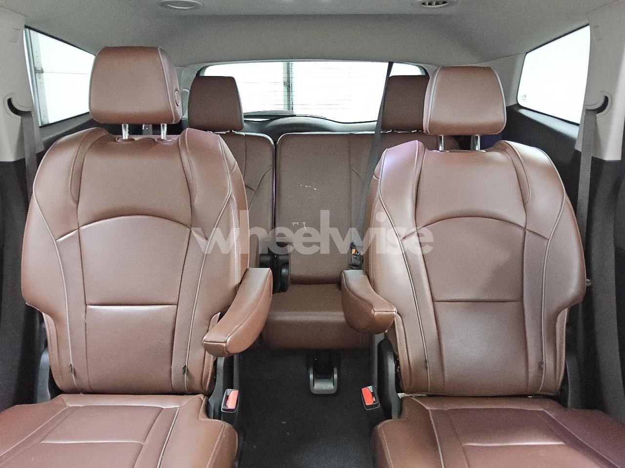 Photo 10 of 2018 BUICK ENCLAVE AVENIR N/A (VIN 5GAEVCKW6JJ226986)