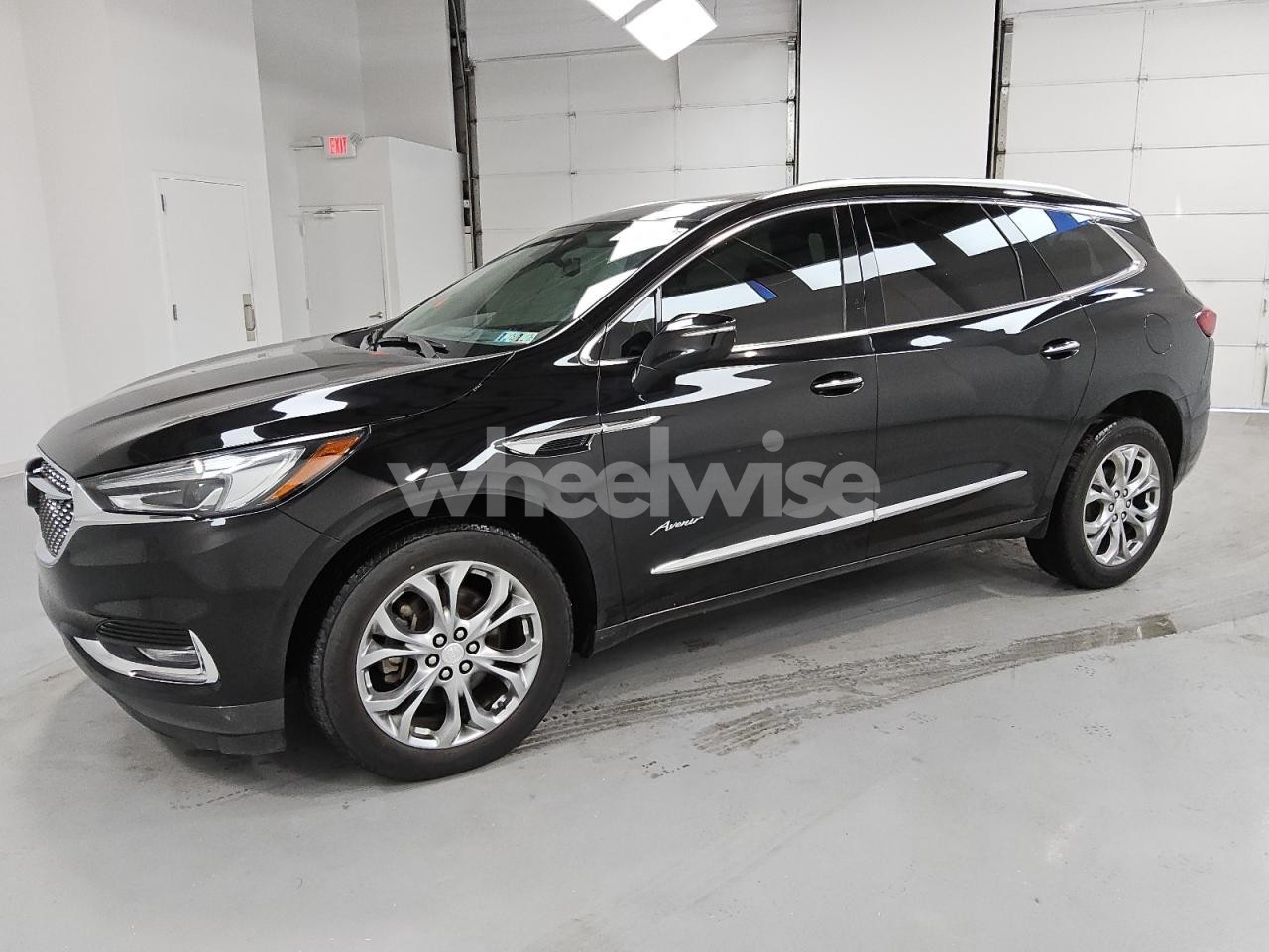 2018 BUICK ENCLAVE AVENIR N/A (VIN 5GAEVCKW6JJ226986) main photo