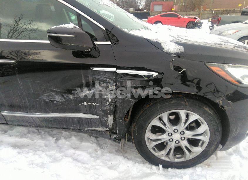 Photo 6 of 2018 Buick Enclave AVENIR (VIN 5GAEVCKW7JJ171805)