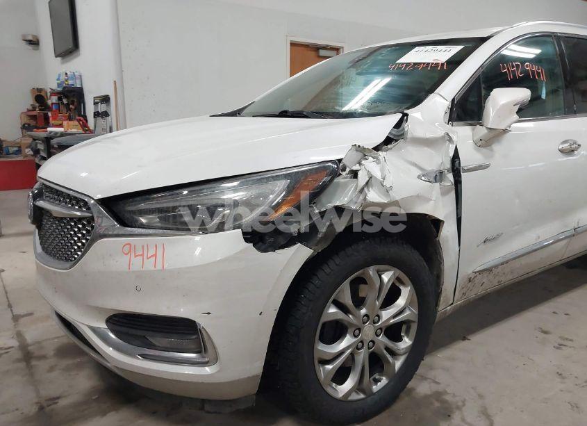 Photo 6 of 2019 Buick Enclave AWD AVENIR (VIN 5GAEVCKW7KJ250392)