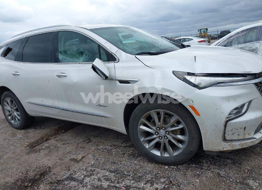 Photo 6 of 2023 Buick Enclave AVENIR AWD (VIN 5GAEVCKW7PJ188421)